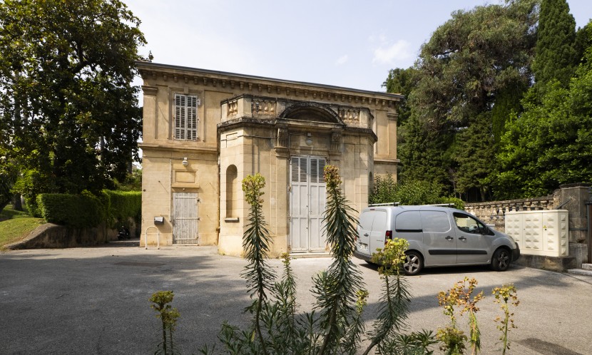 CANNES - locaux 1 avenue Jean de Noailles