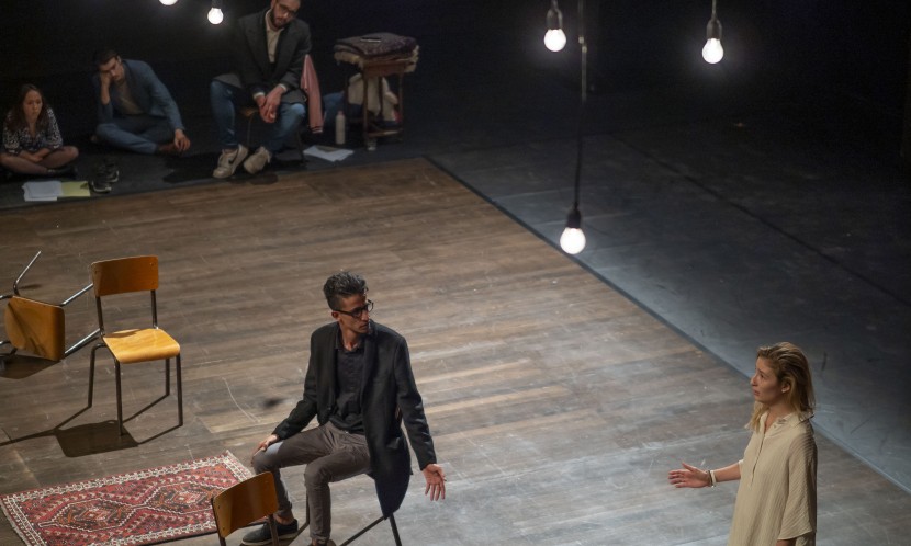 ALGER - CANNES - (2020) - texte et mise en scène François Cervantes - Ensemble 27 et étudiants de l'ISMAS d'Alger © Olivier Quéro